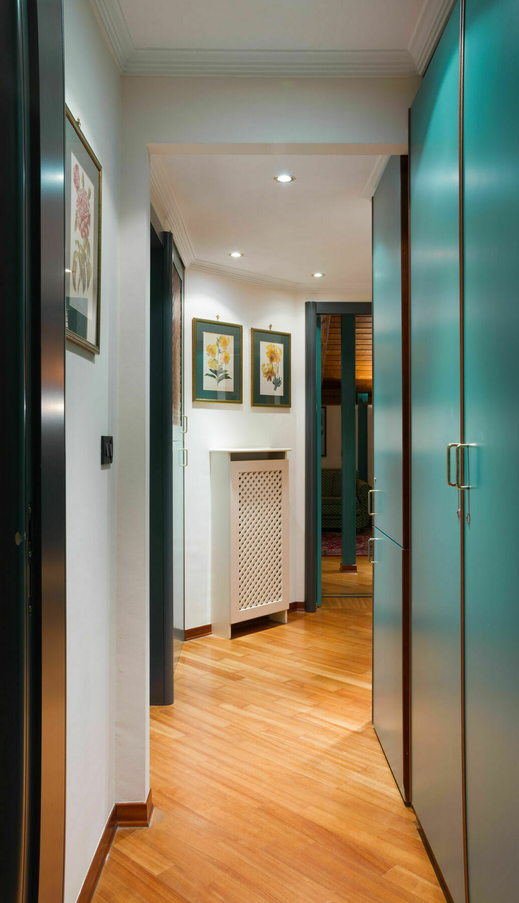 Jecna Hotel apartamentowy 4*