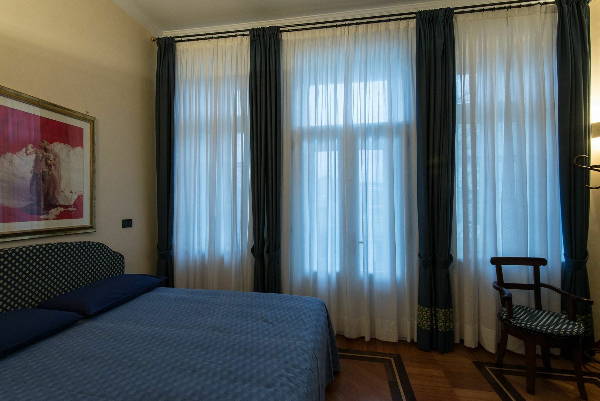 Jecna Hotel apartamentowy 4*
